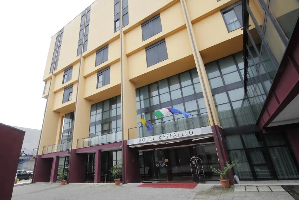 Rmh Modena Raffaello Hotel 4*,